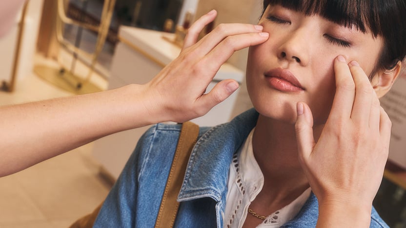 Model removing her make-up